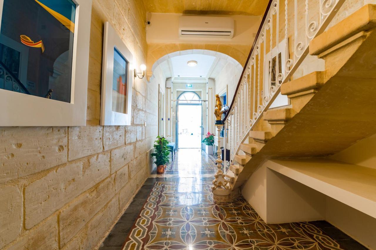 Готель Monreal Boutique Townhouse - R024Rm5 Паола Екстер'єр фото